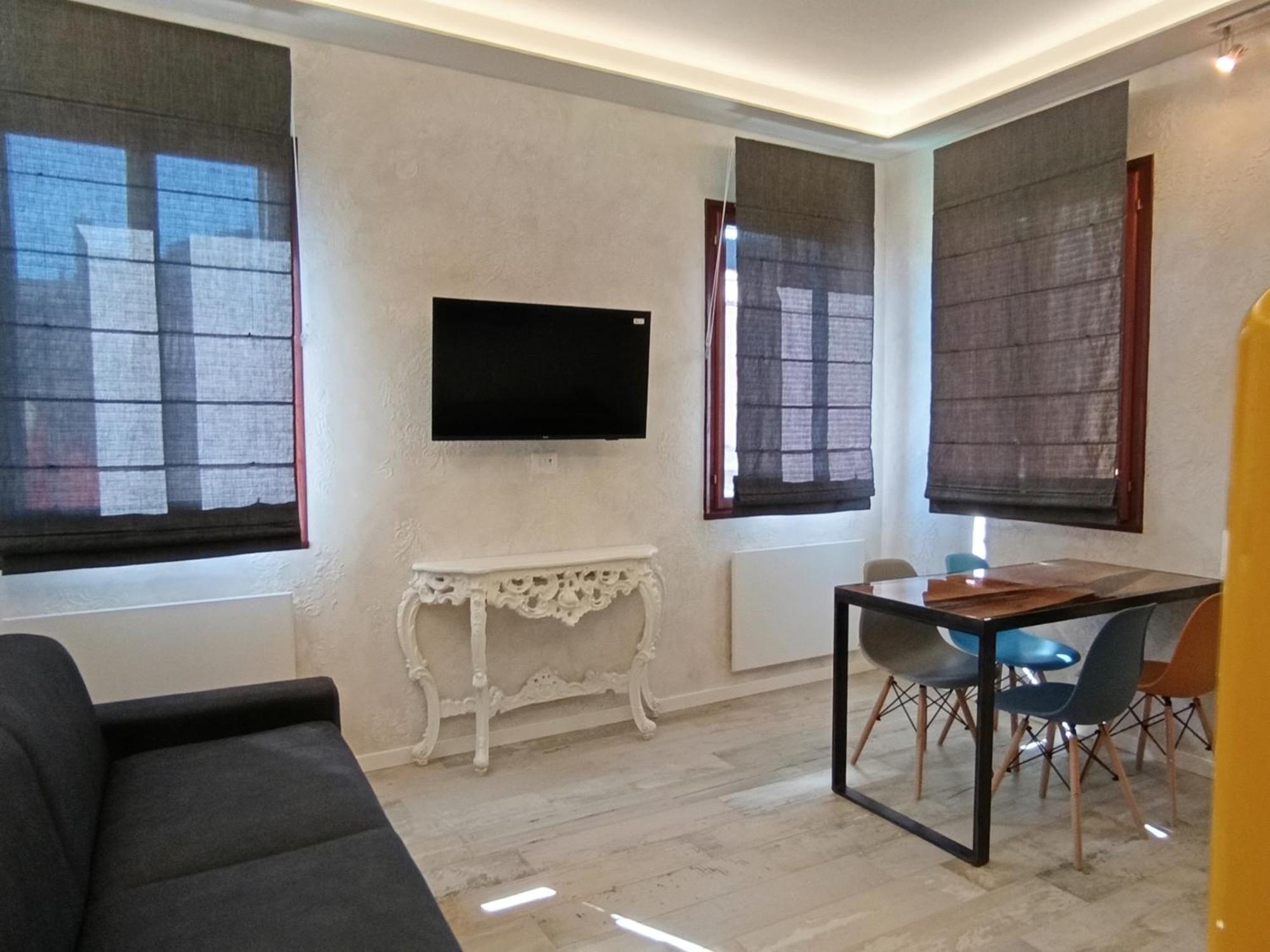 קיוג'ה Luxury Apartments Riva Vena מראה חיצוני תמונה